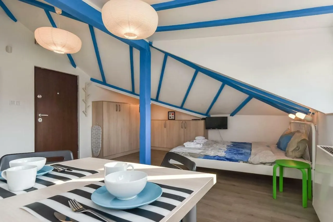 The Ivy House - A Cozy Attic Near The City Center By Flat Mаnager Sofia Bulgaria